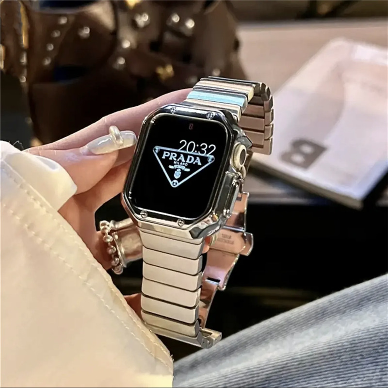 アップルウォッチ メタル 黒金 ラバーバンド Apple Watchケース - 時計